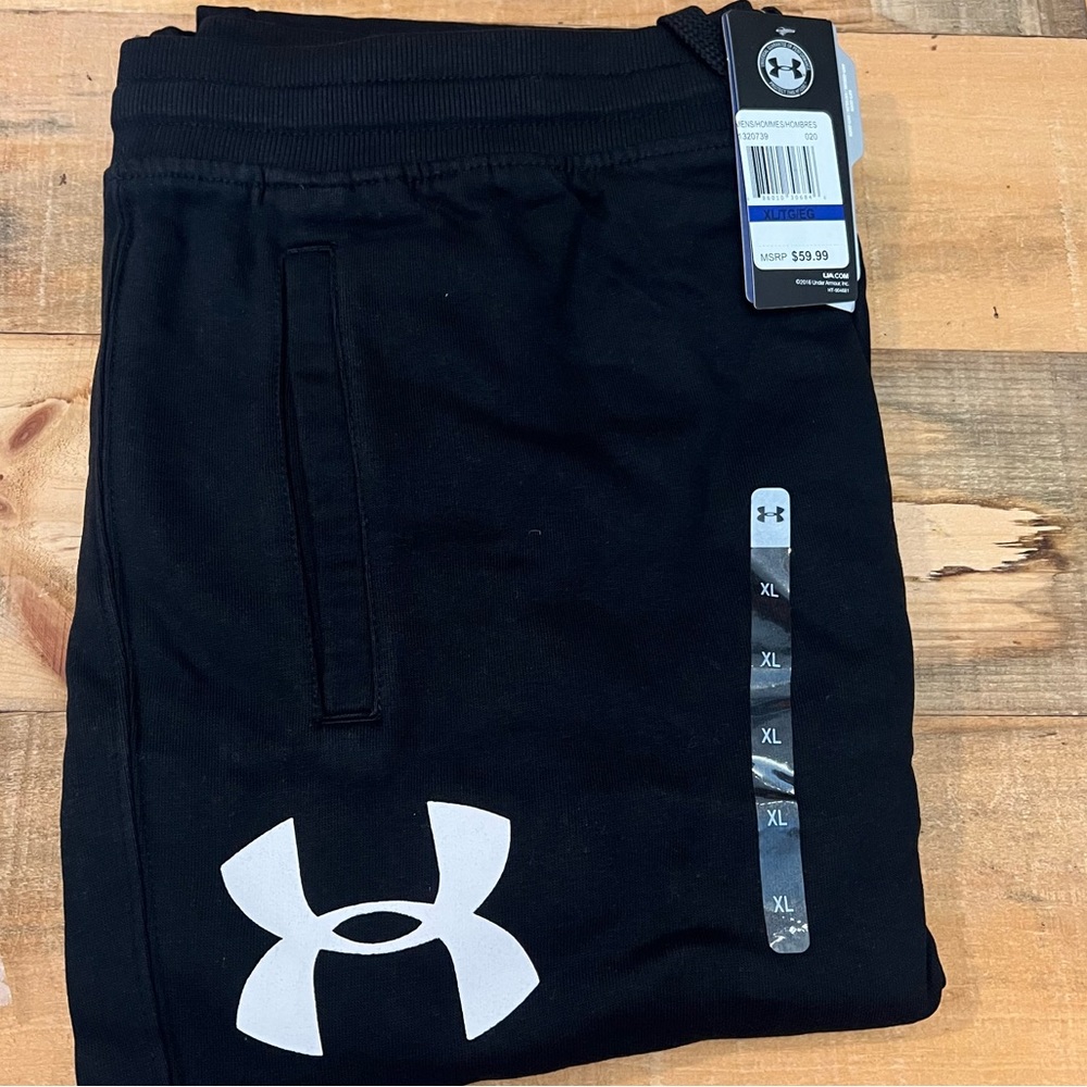 Under Amour Cold Gear Loose Fit Jogger NWT XL